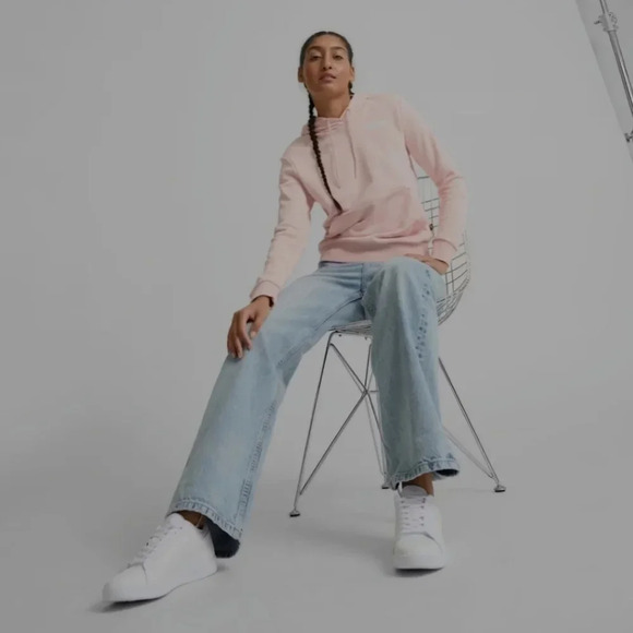 NWT PUMA Woman's Essentials Hoodie Soft Pink Pullover Size Large - Picture 7 of 10